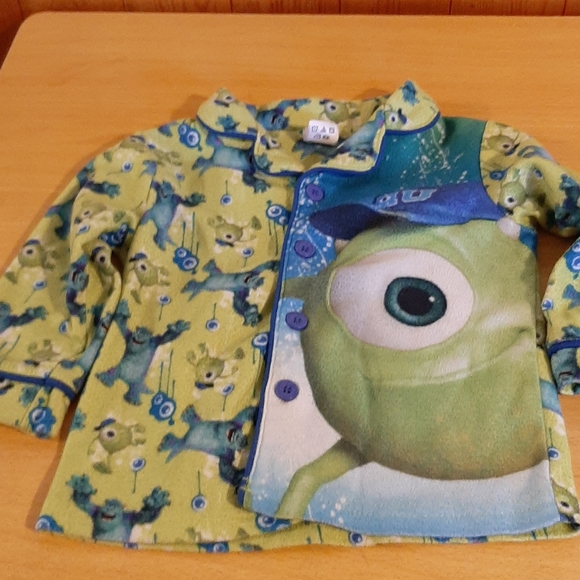 💜4/$20💜 Monsters Inc Pajamas - Picture 2 of 7